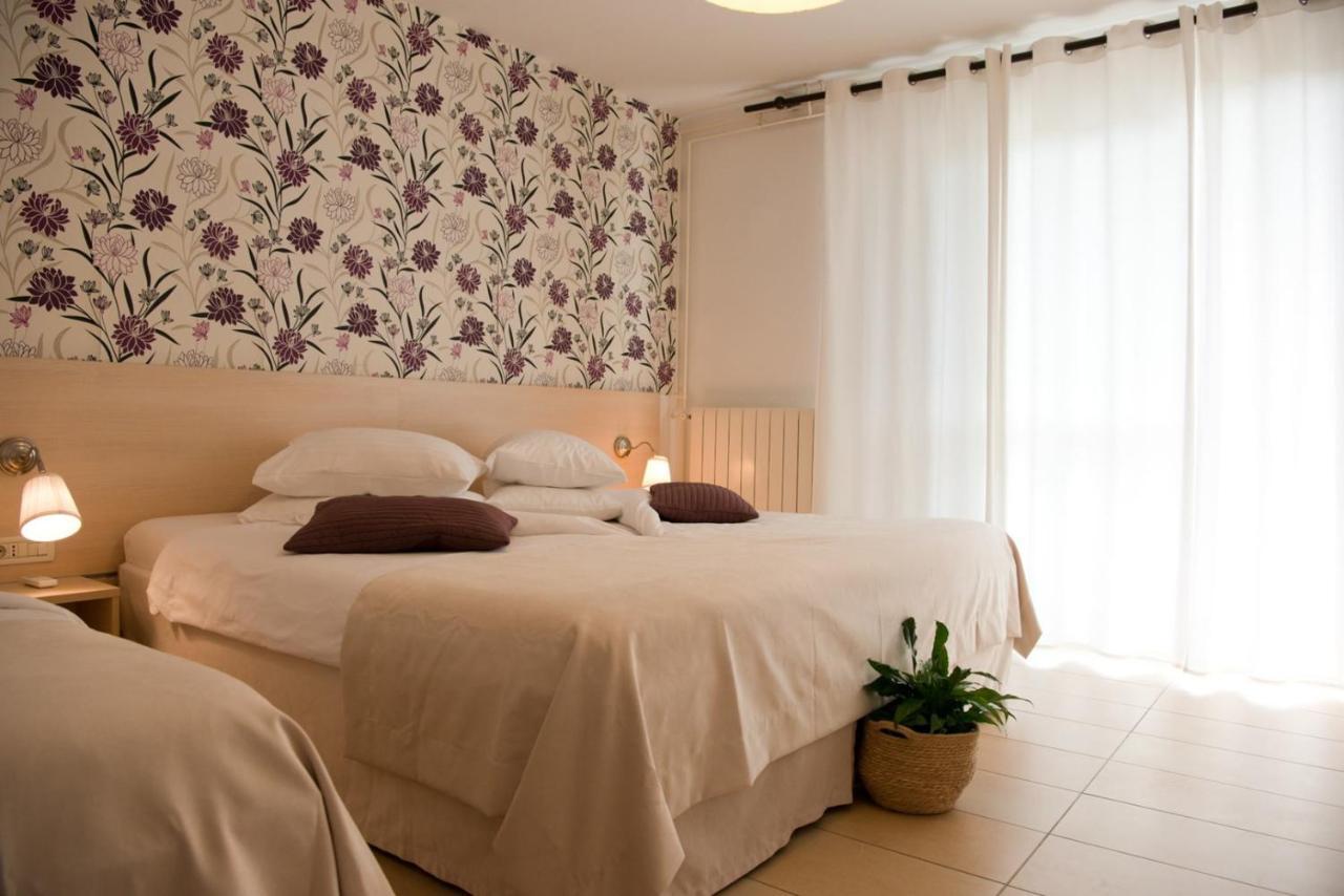 Apartments Sandra Porec Esterno foto